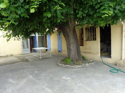 cherche maison de village avec garage terrain au calme Gignac la Nerthe par agence immobilière Le Cabanon